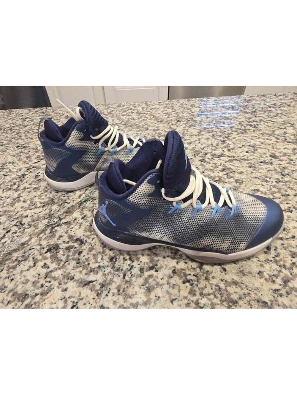 Nike Air Jordan Superfly 3 BG Youth Size 7